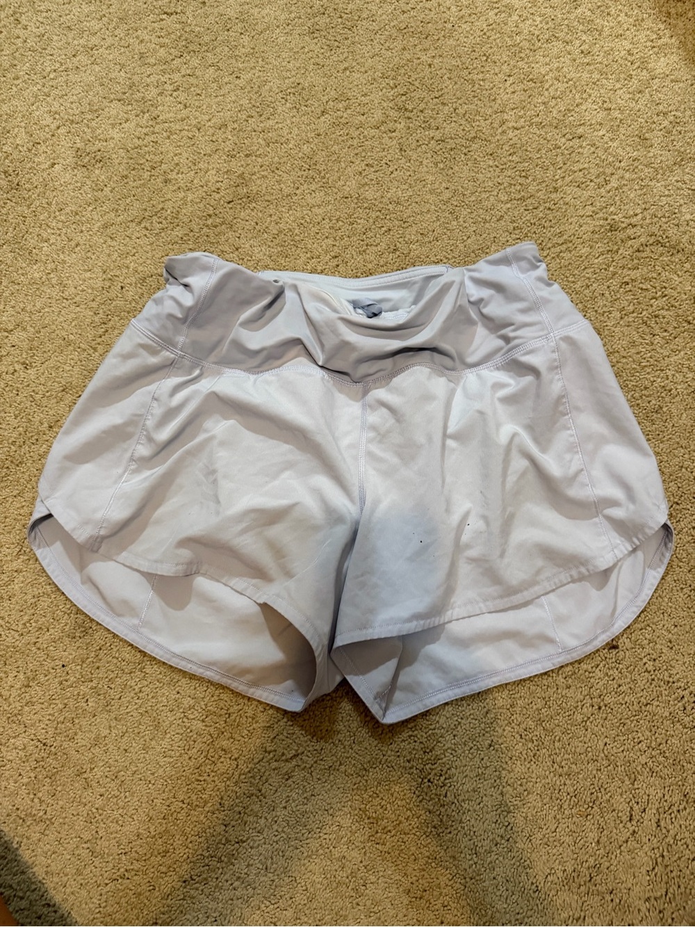 Lululemon 10 Speed shorts 4" high rise